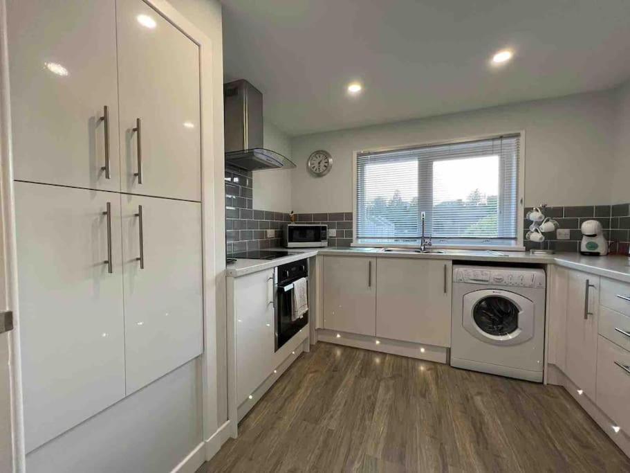 Modern 2 Bed Apartment Oban Ngoại thất bức ảnh
